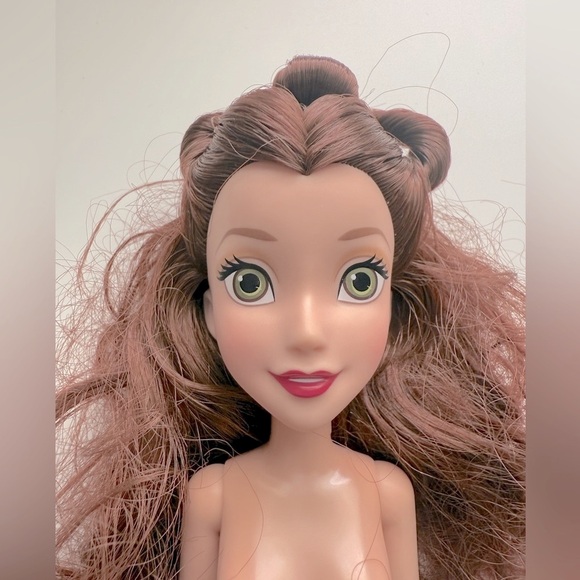 Disney Princess Belle doll from Beauty and the Beast - Picture 1 of 8